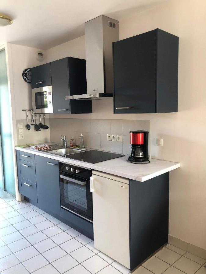 Anselme, F2 Duplex Avec Cour Commune Et Proche De La Mer ,2 Ver-sur-Mer Екстер'єр фото